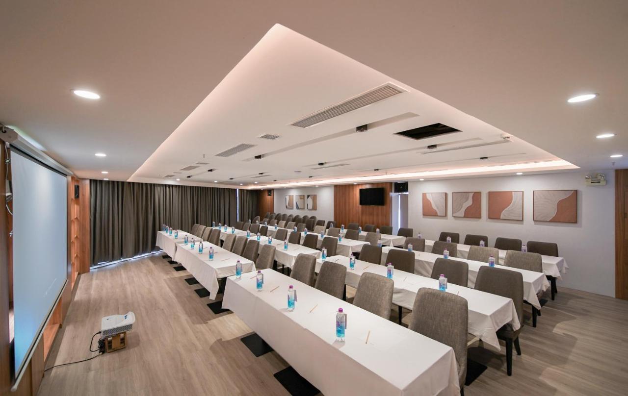Zenia Boutique Hotel Nha Trang Exterior photo